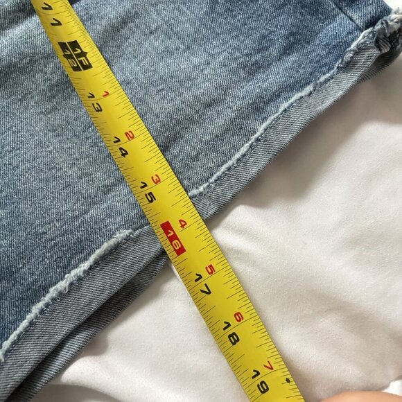 Denizen From Levis Jean Shorts Womens 18 W34 Vintage High Rise Blue Denim - Picture 5 of 7